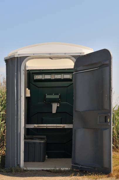 Portable Toilet Options We Offer in Ossun, LA